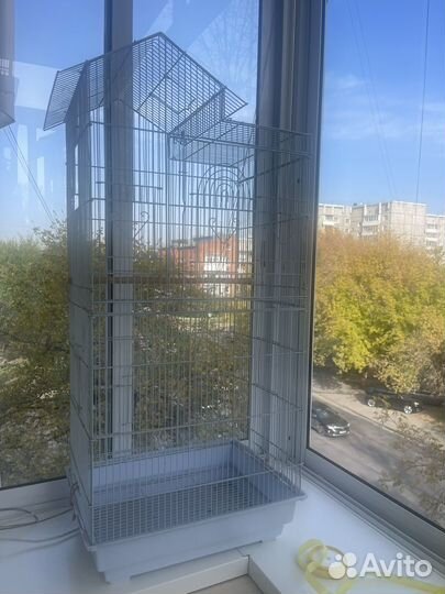 Большая клетка для попугая