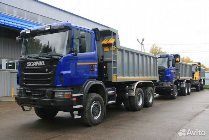 Водитель самосвала