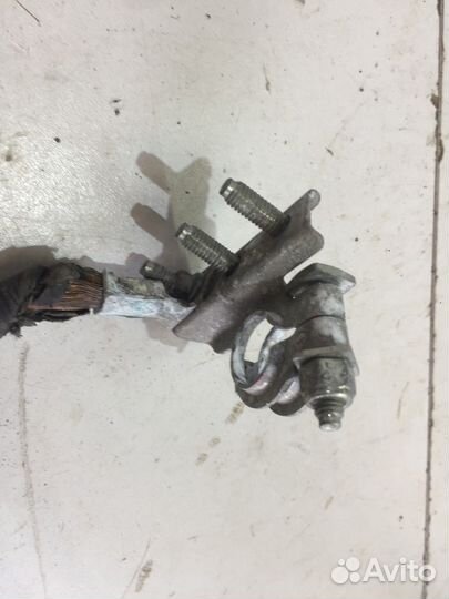 Клемма аккумулятора минус (Renault Captur)