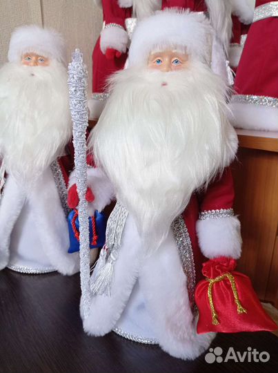 Дед мороз под елку