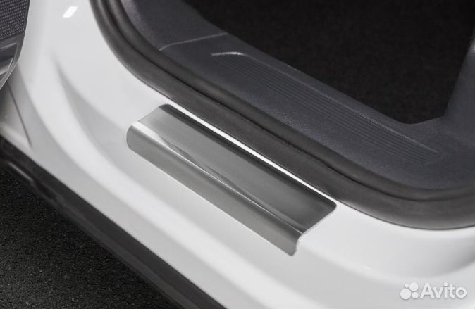 Накладки на пороги с логотипом VW Tiguan 2020-н.в