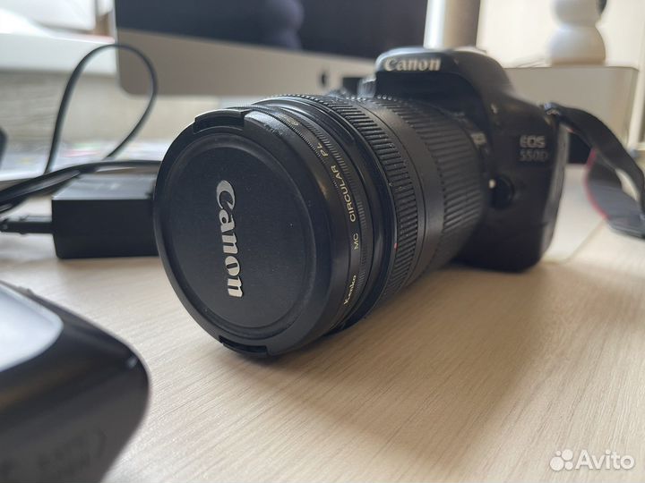 Зеркальный фотоаппарат canon 550d
