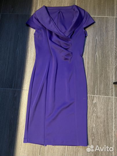 Платье офисное