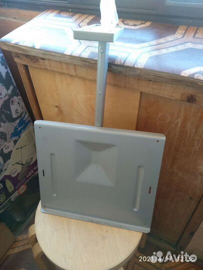 Подставка для телевизора