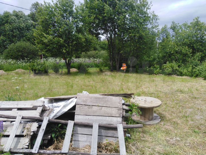 Дача 20 м² на участке 10 сот.