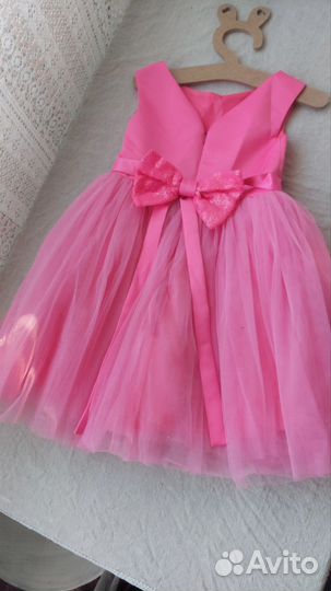 Нарядное платье для девочки 104 110 см