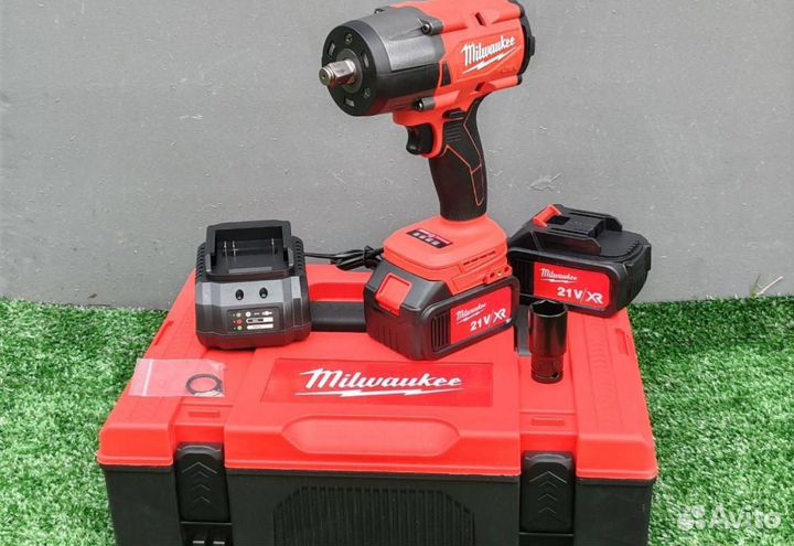 Гайковерт Milwaukee 850 Нм (Арт.74083)