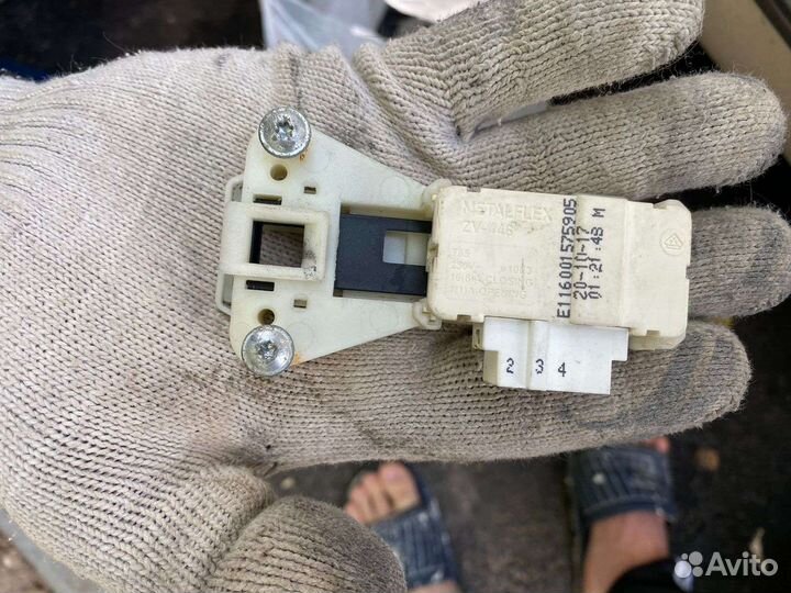 Устройство блокировки люка (убл) Indesit