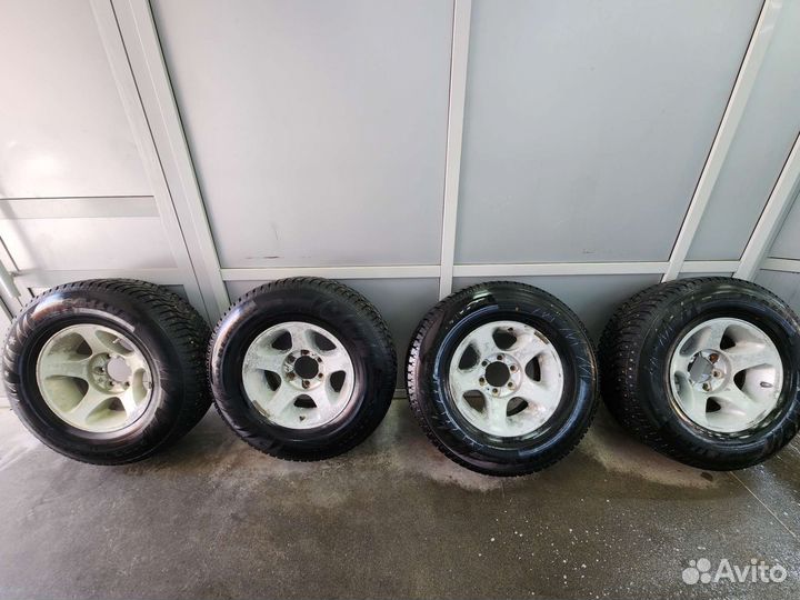 Комплект зимних колес 6 139.7 Внедорожник