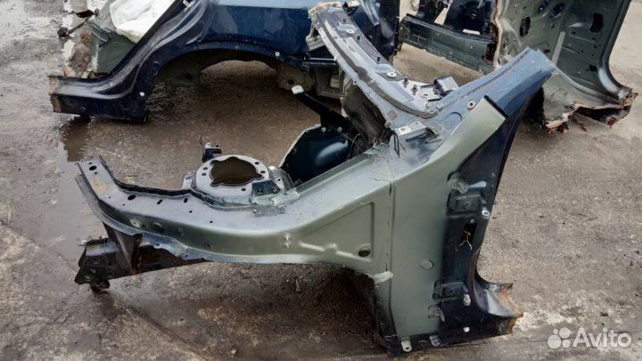 Четверть передний правый Bmw X3 F25 2016