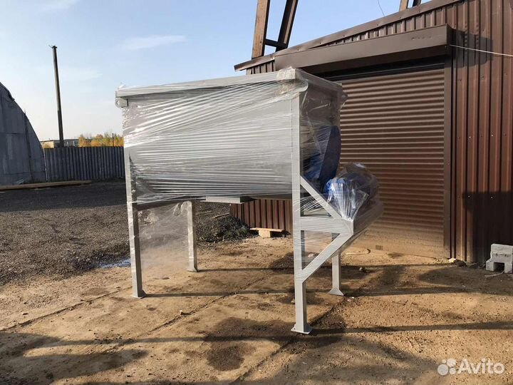 Смеситель кормов горизонтальный