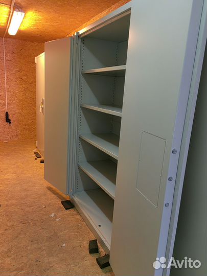 Огнестойкий шкаф, сейф