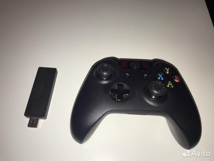 Геймпад для xbox One + адаптер и зарядная станция