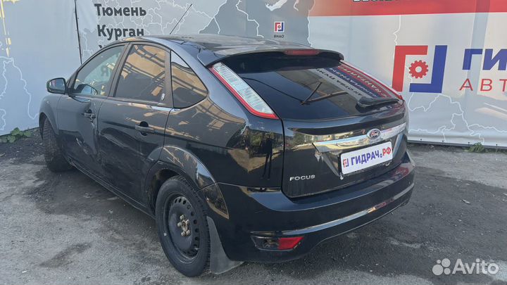 Ручка внутренняя потолочная Ford Focus 2 1386022