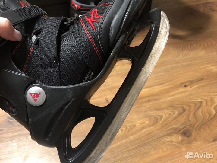 Продам коньки детские