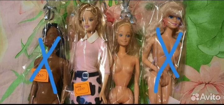 Много кукол барби 90х