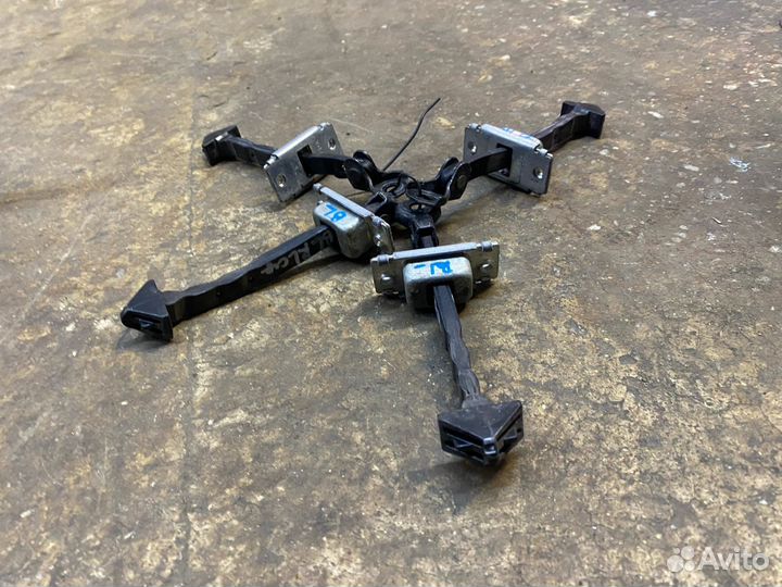 Ограничитель двери Б/У бу