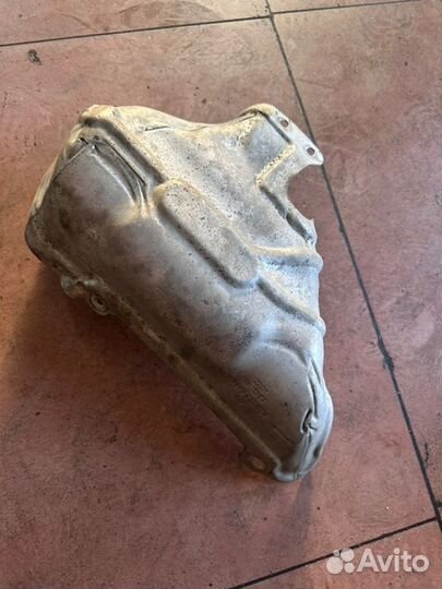 Тепловой экран Skoda Octavia A5 1.4 BUD 2012