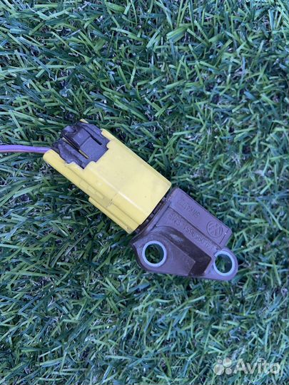 Датчик удара Audi A6 C6 4F5 4F2 4L0959651