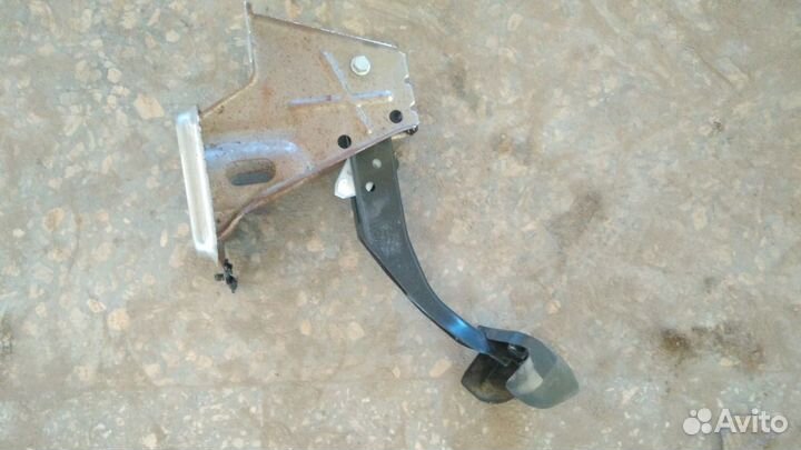 Педаль тормоза АКПП Volkswagen Passat B6