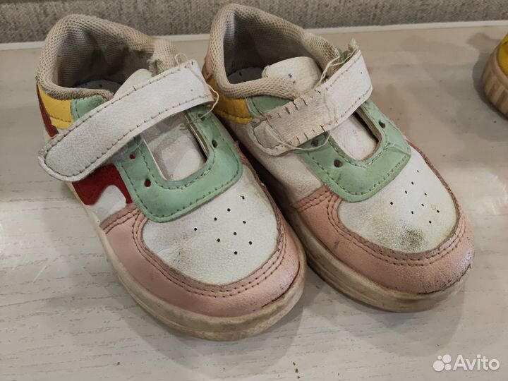 Обувь для девочки 22-23