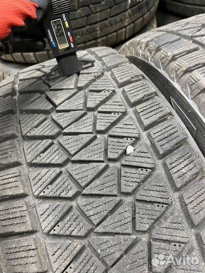 Bridgestone Blizzak DM-V2 225/65 R17