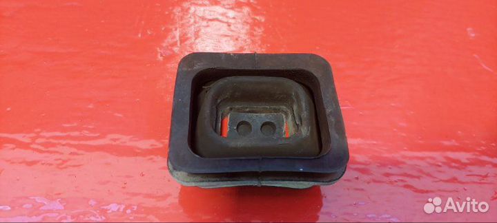 Пыльник кпп Mazda 3 2005