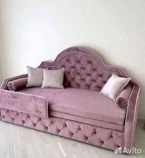 Кровать диван детская мягкая