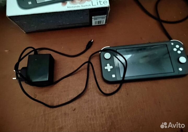 Нинтендо свитч lite