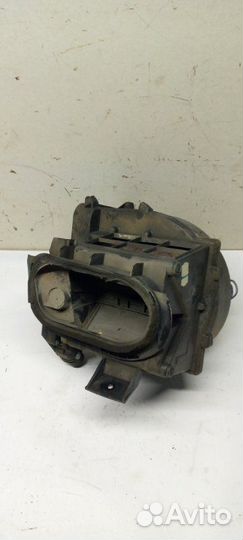 Корпус моторчика печки Nissan Primera (P11) седан