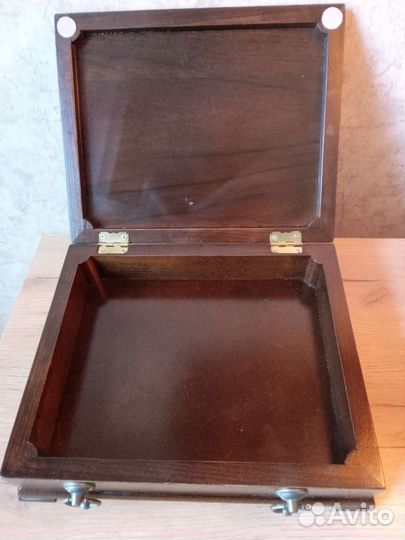 Продам шкатулку