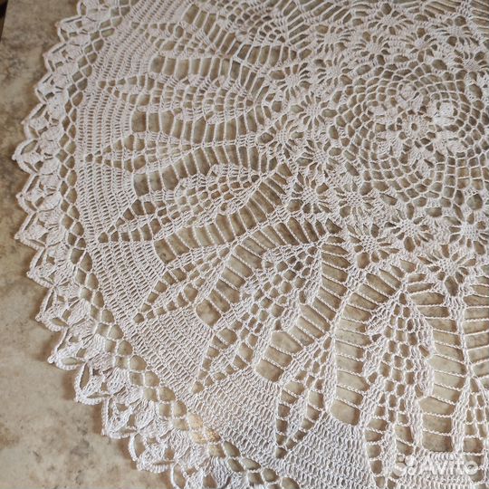 Скатерть круглая вязаная