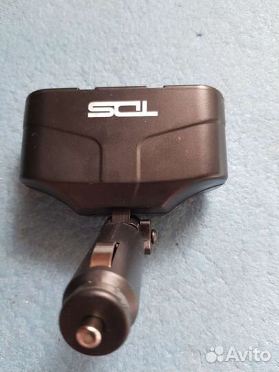 Зарядное в Авто (В Прикуриватель) 2 выхода + 2USB