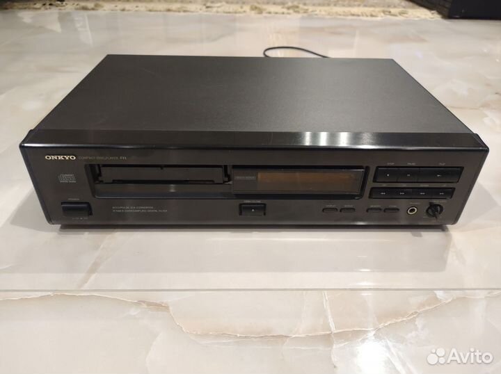 Cd player Onkyo