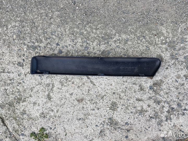 Молдинг переднего бампера правый Форд Фокус 2