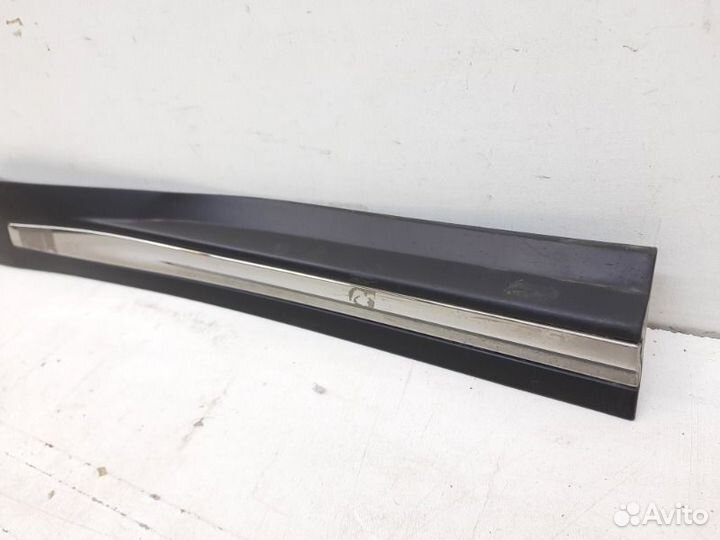 Накладка двери задняя левая Infiniti Qx70 S51