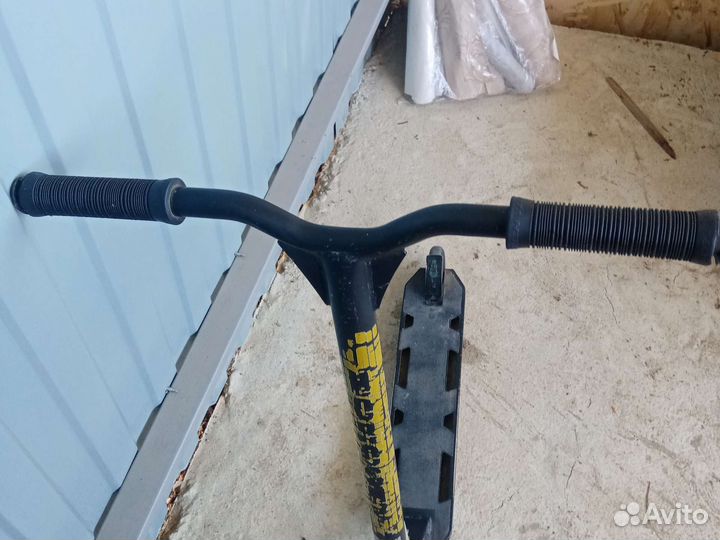 Трюковой самокат