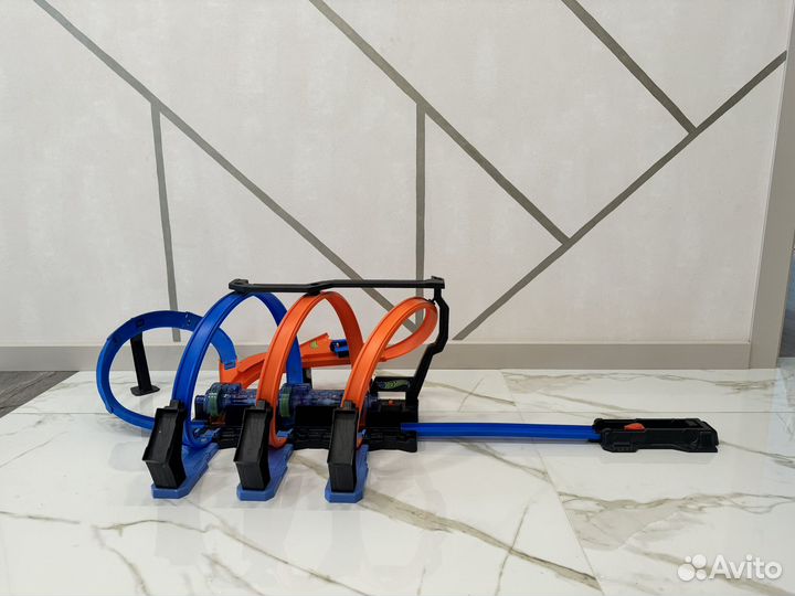 Трек Hot Wheels FTB65