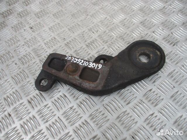 Кронштейн переднего амортизатора DAF 1740950