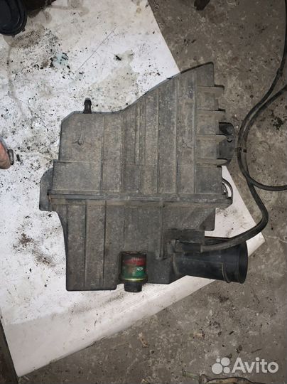 Корпус воздушного фильтра Ford Transit 6 FA 2000-6