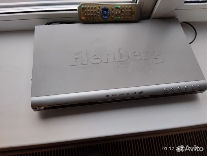 Dvd плеер elenberg