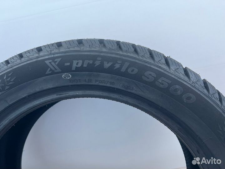 Tracmax X-Privilo S500 235/50 R19 103T