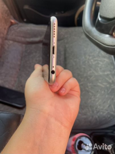 iPhone 6S, 64 ГБ