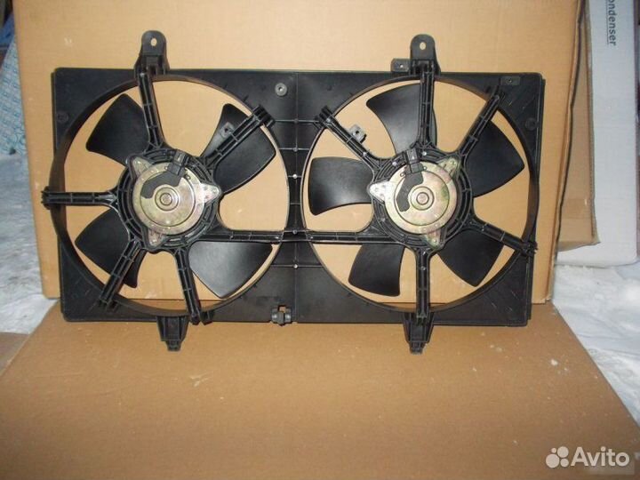 Диффузор радиатора двойной Nissan Teana