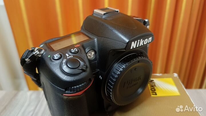 Nikon D7000 body, пробег всего 4277 кадра + 32GB