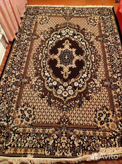 Продам ковер