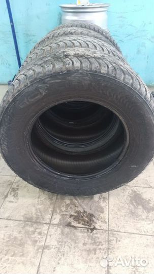 Nokian Tyres Hakkapeliitta 8 SUV 285/60 R18