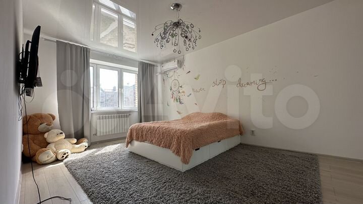 2-к. квартира, 67,7 м², 2/5 эт.