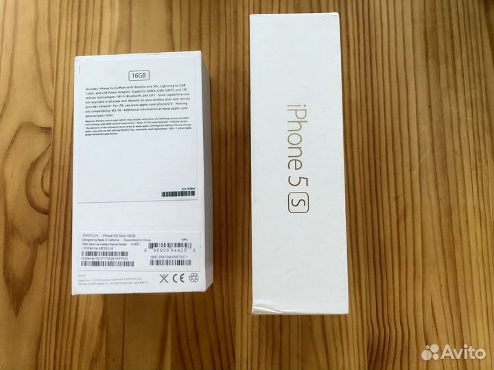 Коробка от телефона Apple iPhone 5S Gold 16Гб