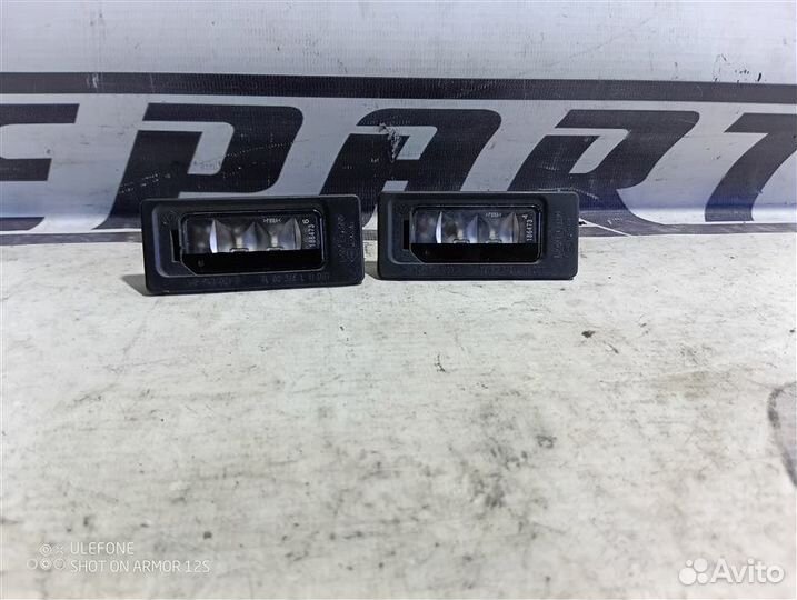 Подсветка номера Skoda Superb III 1.6 dcxa 2015